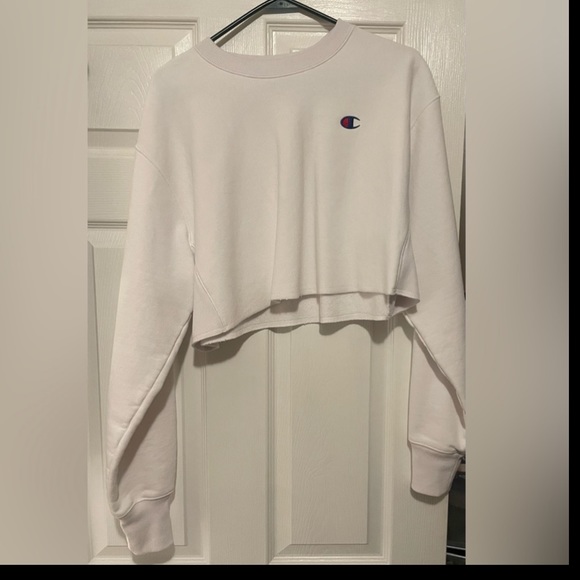Champion Cropped Sweater - Picture 1 of 2